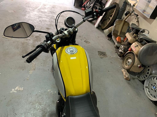 Imagen 7 de 9 de Ducati 800