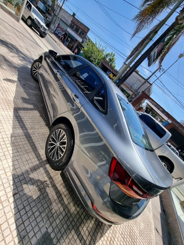 Volkswagen Vento 1.4 Comfortline 150cv At
