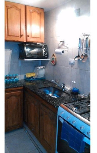Avellaneda Centro Tipo Casa 1er. Piso Al Frente Entrada Inde