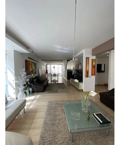 Venta Casa Urb. Los Naranjos