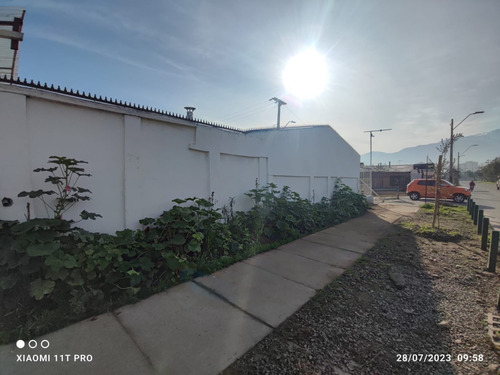 Casa Un Piso, En Buena Ubicación, Cercano A Colegios Y Mall