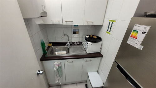 Arriendo Oficina Amoblada 526 M2. Exclusivo Edificio El Golf