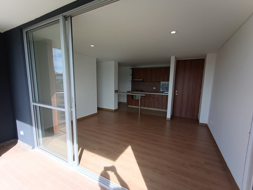 Apartamento En Arriendo Ubicado En Rionegro Sector San Antonio (22542).