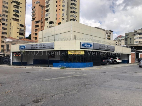 Local Comercial En Venta Con Ascensor De Carga Y Depósito San Bernardino Caracas 24-12963 Mr.