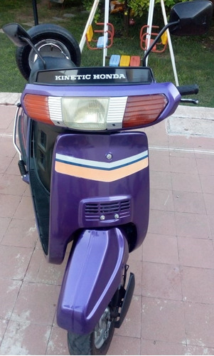 Imagen 4 de 6 de Scooter Honda Nh 100 Impecable 2º Mano