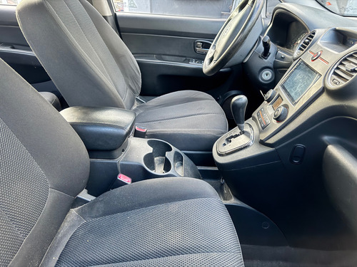 Kia Rondo 2.0 Crdi At