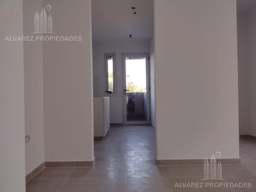 Imagen 5 de 19 de Departamento 3 Ambientes Venta Ituzaingo Centro