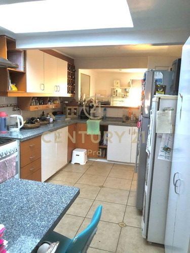 Imagen 18 de 30 de Bajó De Precio!! - Casa Remodelada En La Reina