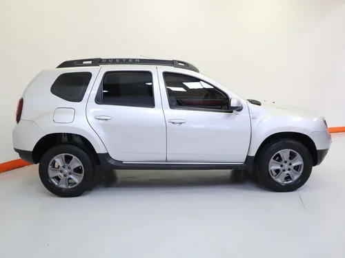 Renault Duster DYNAMIQUE INTENS 2.0 AT 4X2