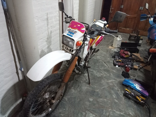 Imagen 8 de 11 de Suzuki Dr 350s