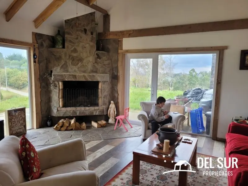 Imagen 4 de 27 de Gran Casa Con Acceso A Río Maullín
