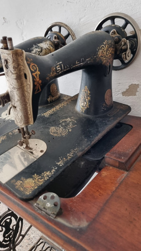 Antigua Máquina De Coser Singer - Solo Cabezal Sin Pie (Usado)