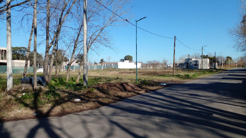26 Entre 453 Y 454 City Bell Lote En Venta Barrio Tacuarí