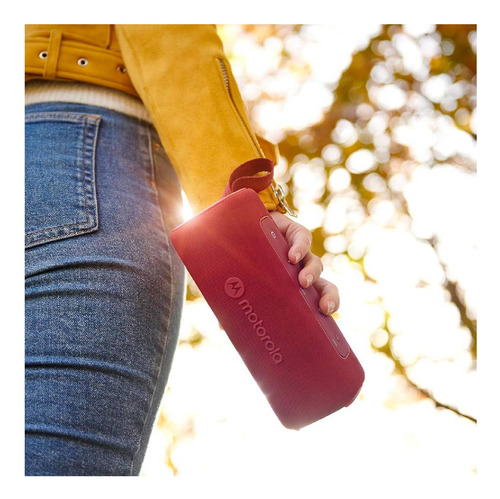Bocina Motorola Rokr 600 Bluetooth Portátil Ip67 Rojo