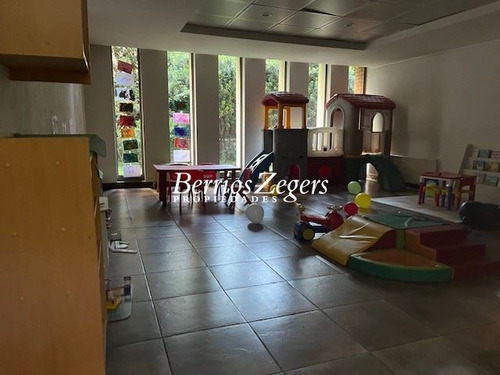 Departamento En Venta De 3 Dorm Mas Servicio En Las Condes