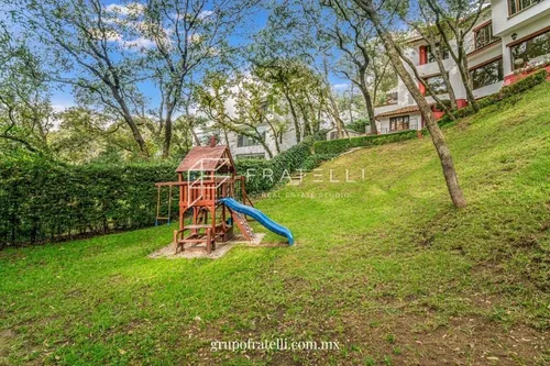 Venta Casa En Hacienda De Valle Escondido