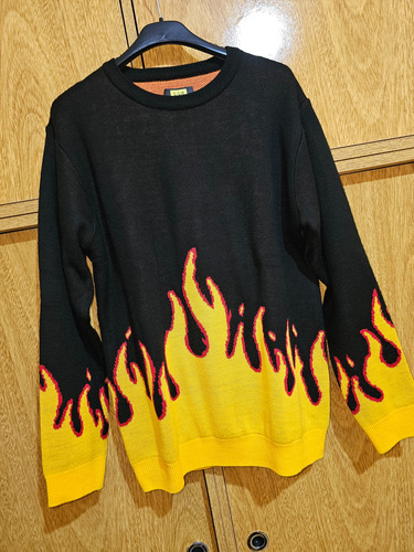Sweater El Club Del Sweater Fuego Sin Género