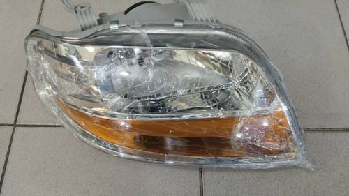 Faro Delantero De Chevrolet Aveo Rh 08-10 Rh