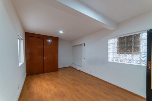 Casa Con Uso De Suelo En Venta En Miguel Hidalgo Tlalpan