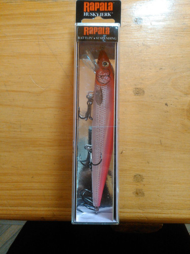 Señuelo Rapala Husky Jerk 14cm