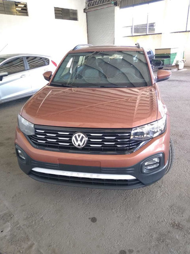 Volkswagen T-cross 1.6 Trendline Retira Con $400.000 Lm