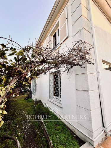 Hermosa Casa En Exclusivo Barrio, Se Arrienda En Ñ...
