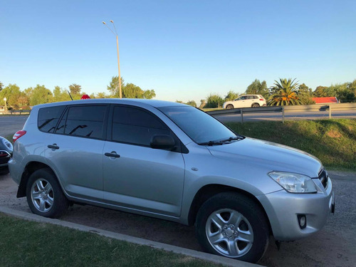 Toyota Rav4 2.4 4x2 At 2010