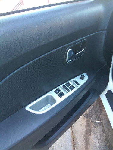 Chery Celer 2013 1.5 Flex 4p