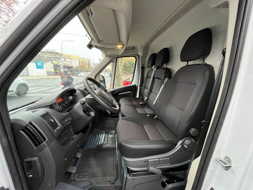 Imagen 10 de 16 de Peugeot Boxer Premium 2.2 Hdi Furgon 2022 Durzo Automoviles