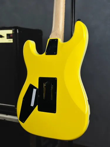 Guitarra Esp Ltd George Lynch 200mt-yellow W/ Tiger Graphic Guitarra Esp Ltd George Lynch 200mt-yellow W/ Tiger Graphic