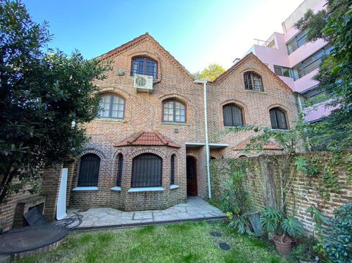 Casa En Venta 4 Dormitorios Con Jardín Y Parrilla - Martínez - Cercano A La Estación