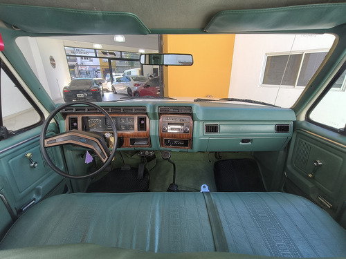 Ford F-100 3.9D Lujo