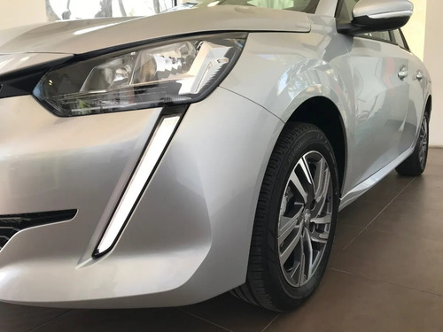 Imagen 18 de 19 de Peugeot 208 Like 1.2 2022 0km D-