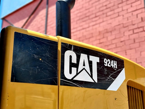 Imagem 6 de 15 de Pa Carregadeira Cat 924h Impecavel