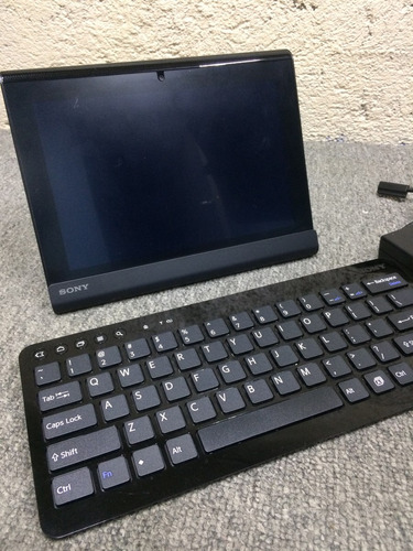 Tablet Sony Sgpt111 Mx Teclado, Funda, Base Y Cargador