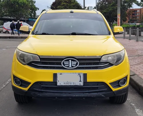 Taxi Faw R7 Suv 1.6