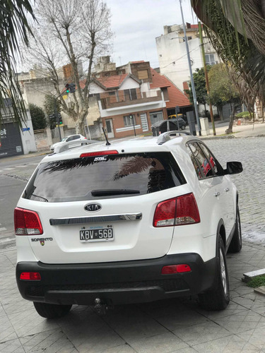 Imagen 2 de 8 de Kia Sorento 2011 2.4 Ex 4x4 6at