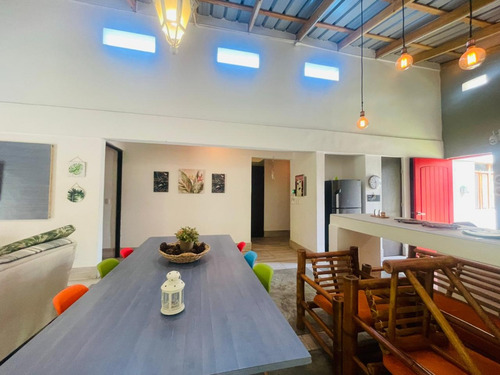 Se Vende Increíble Villa En Jarabacoa