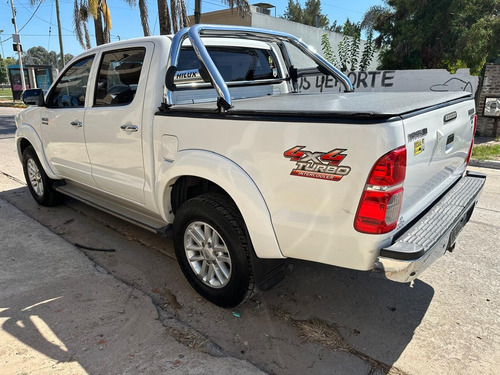 Toyota Hilux Pick-up 3.0 Cd Srv 171cv 4x4