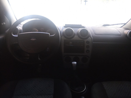 Ford Fiesta 1.0 Flex - 2011 Completo
