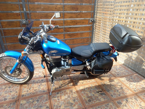 Imagen 2 de 15 de Suzuki Boulevard S40