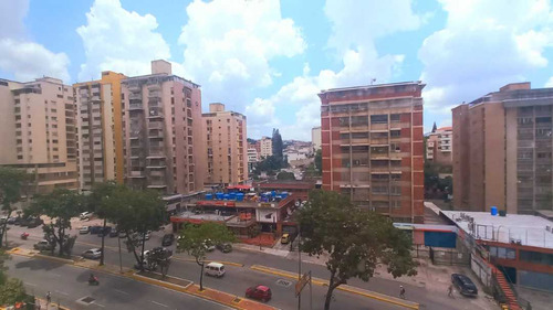 Se Alquila Oficina 47m2 Horizonte 4579