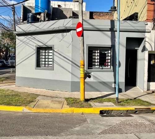 Ph Monoambiente Con Terraza Reciclado Integramente | Matheu Al 2200