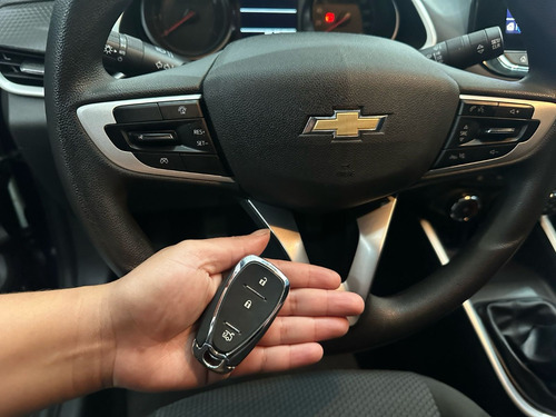 Chevrolet Onix plus 1.0 Lt 4p