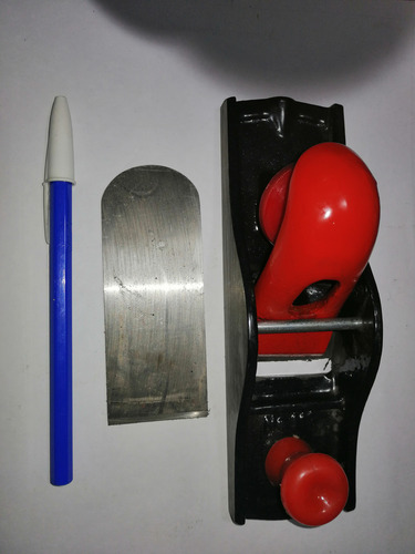 Garlopa Para Carpinteria De 17 Cm X 5 Cm De Ancho (Usado)