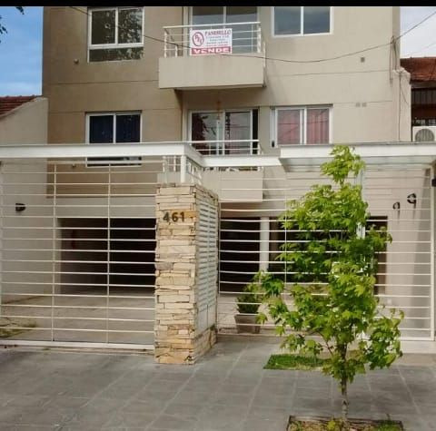 Oportunidad Departamento 2 Ambientes Planta Baja Cochera