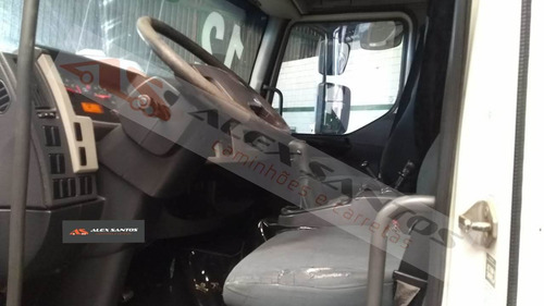 Volvo Vm 330 4x2 2012