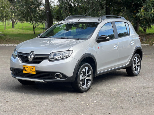 Renault Stepway 1.6 Trek Intens