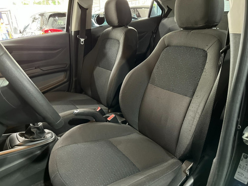 Imagem 7 de 14 de Chevrolet Onix Joy 1.0 2017 Completo
