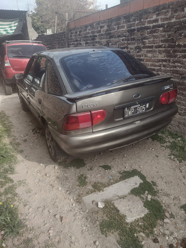 Ford Escort 1.6 Lx Black